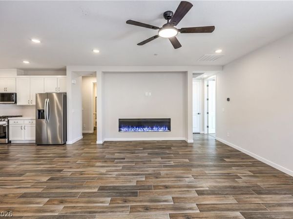 8336 Tanton Ridge Street , Las Vegas, NV 89166