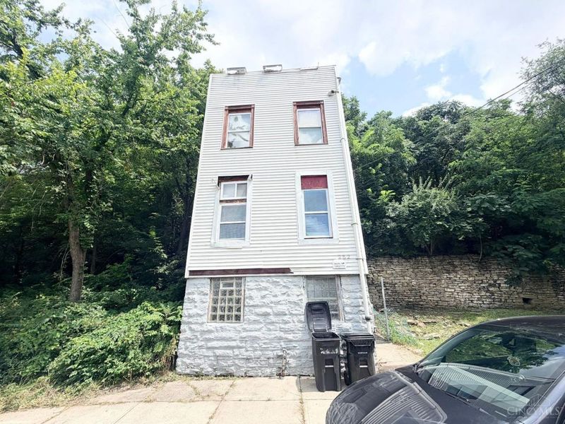 252 Renner St, Cincinnati, OH 45214 Photo 1