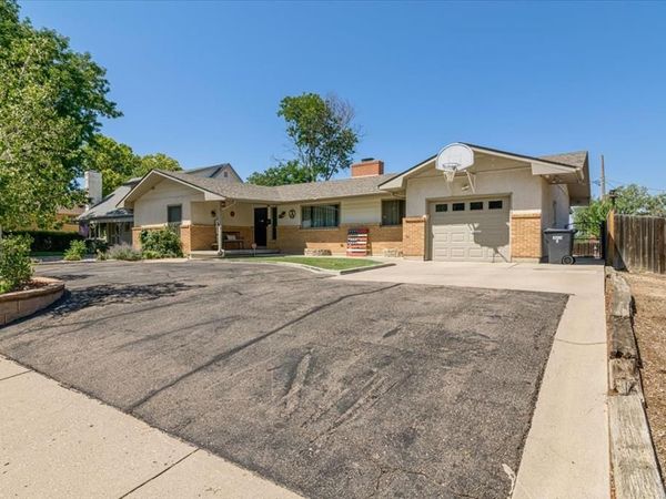 67 MacArthur Rd, Pueblo, CO 81001