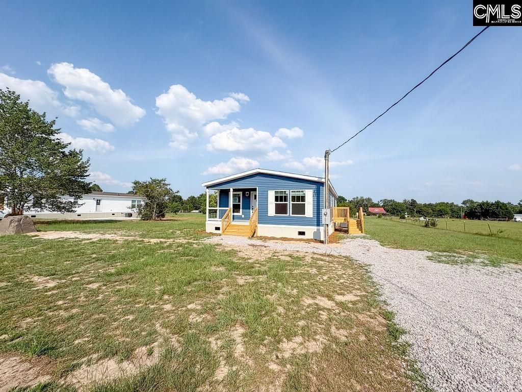1369 Track Road  Photo 4