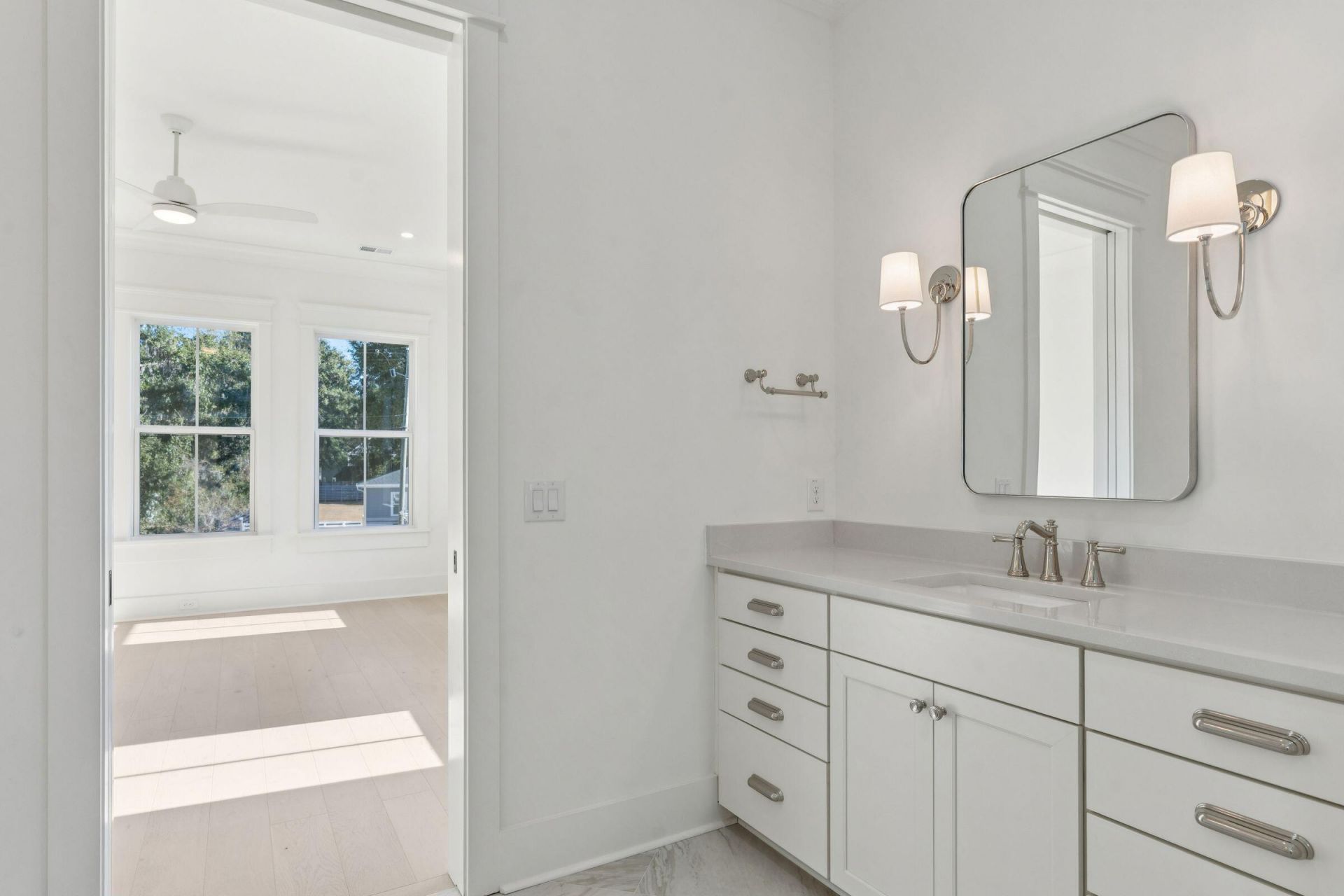 1127 Hamlin Road Photo 43