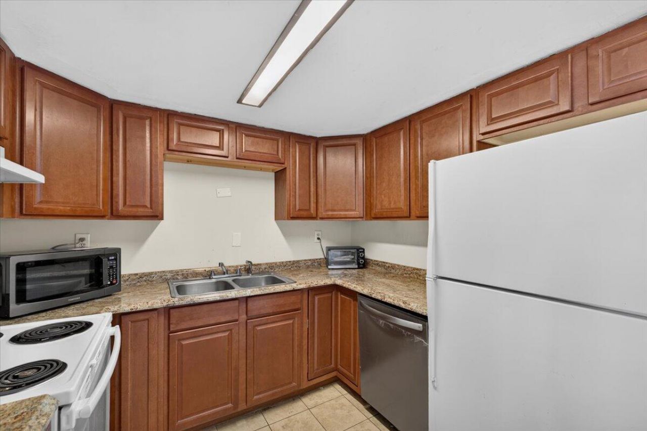14 Lockwood Drive Photo 15