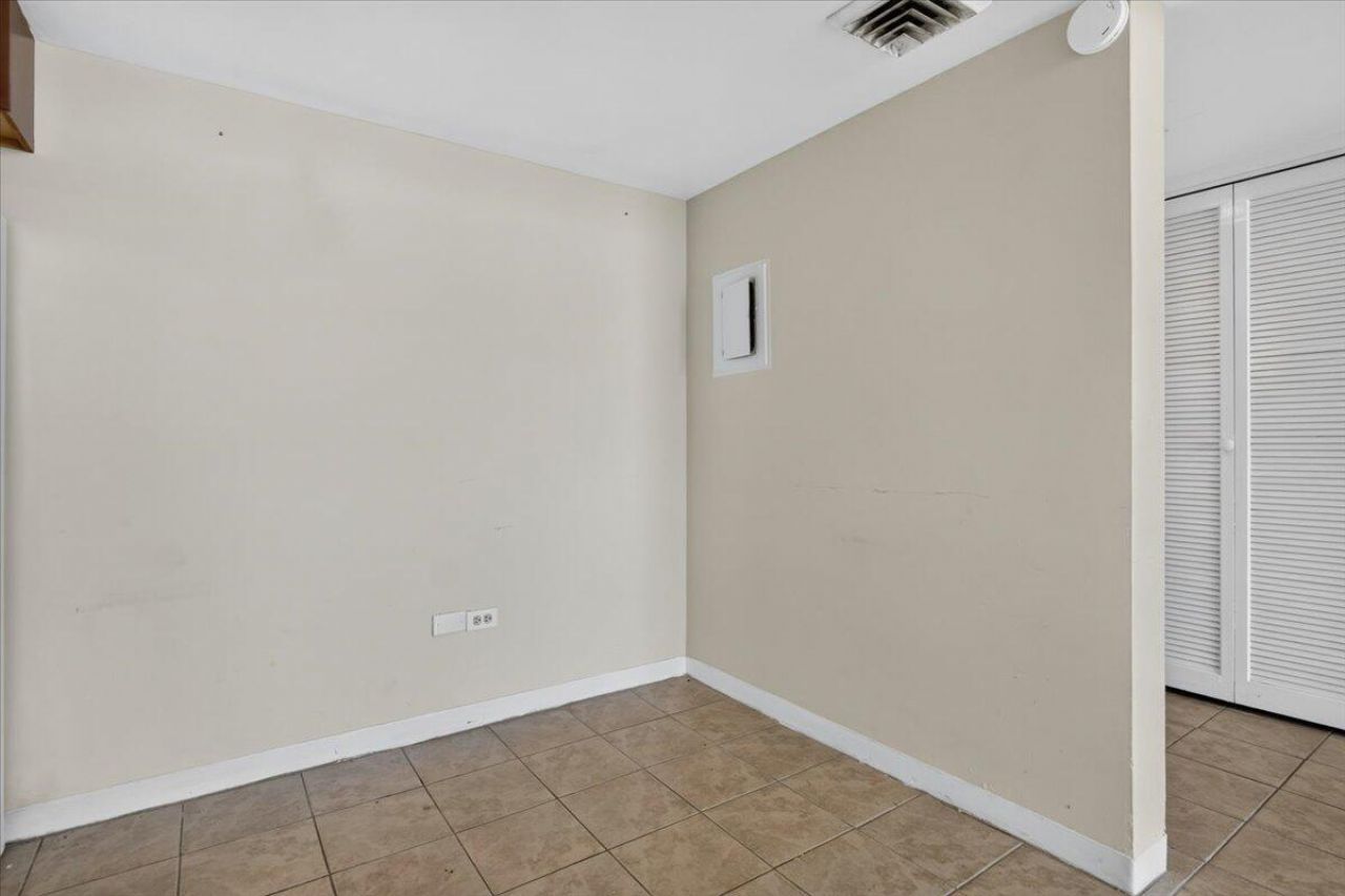 14 Lockwood Drive Photo 26