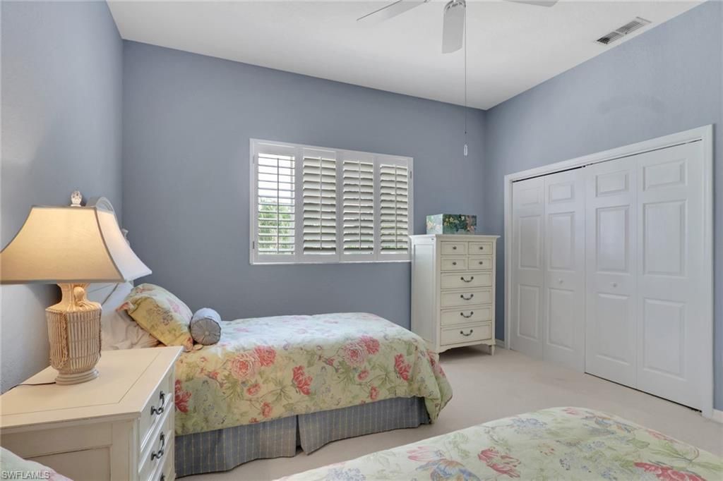 4872 W Boulevard Ct , Naples, FL 34103 Photo