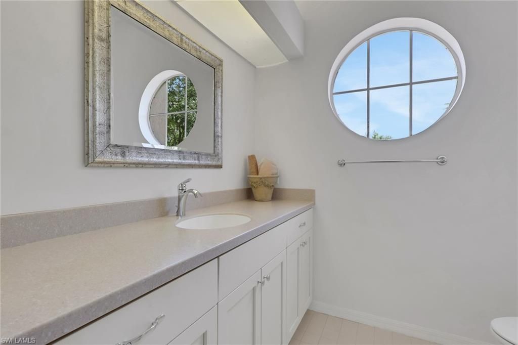 4872 W Boulevard Ct , Naples, FL 34103 Photo
