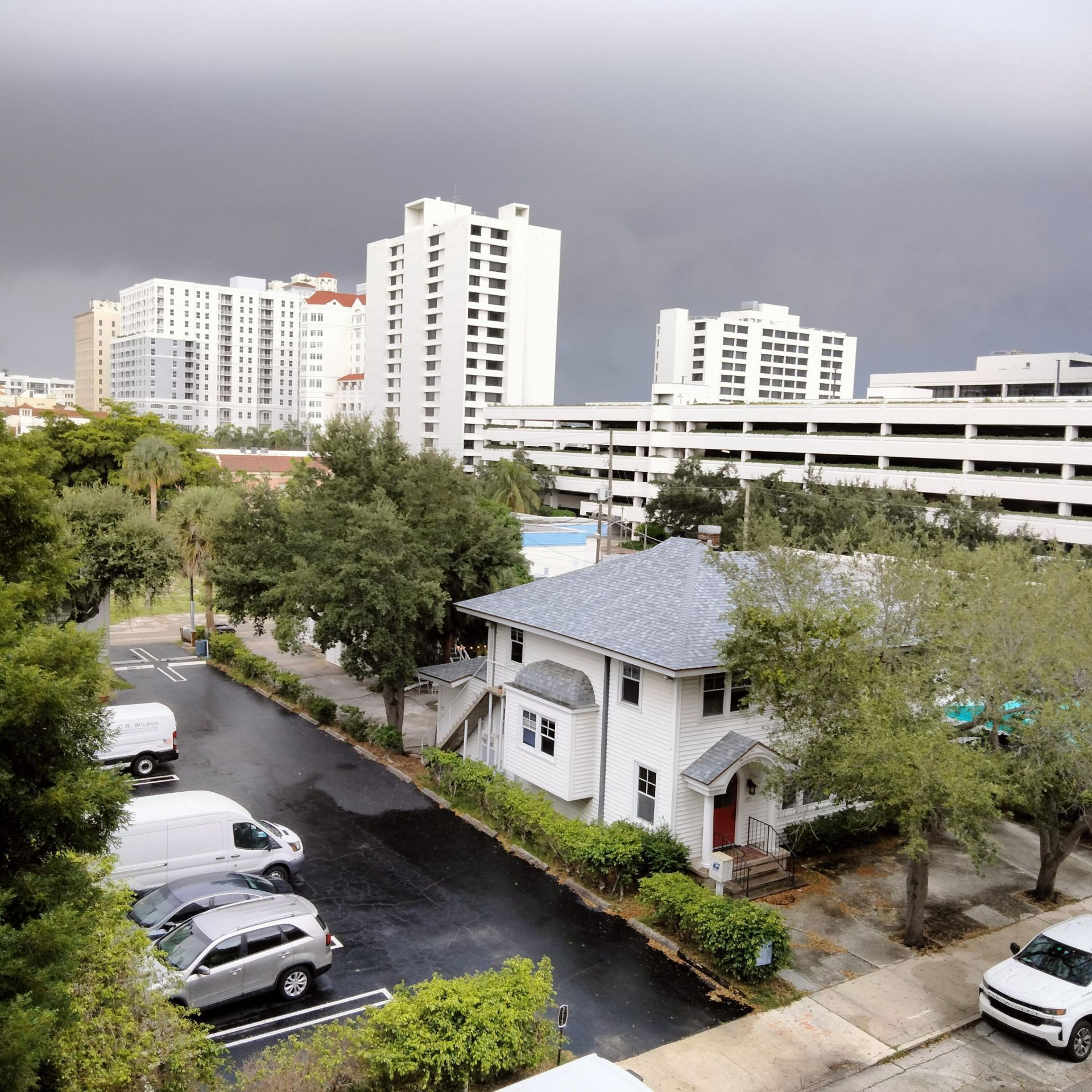 600 S Dixie Highway, Unit 403, West Palm Beach, FL 33401 Photo