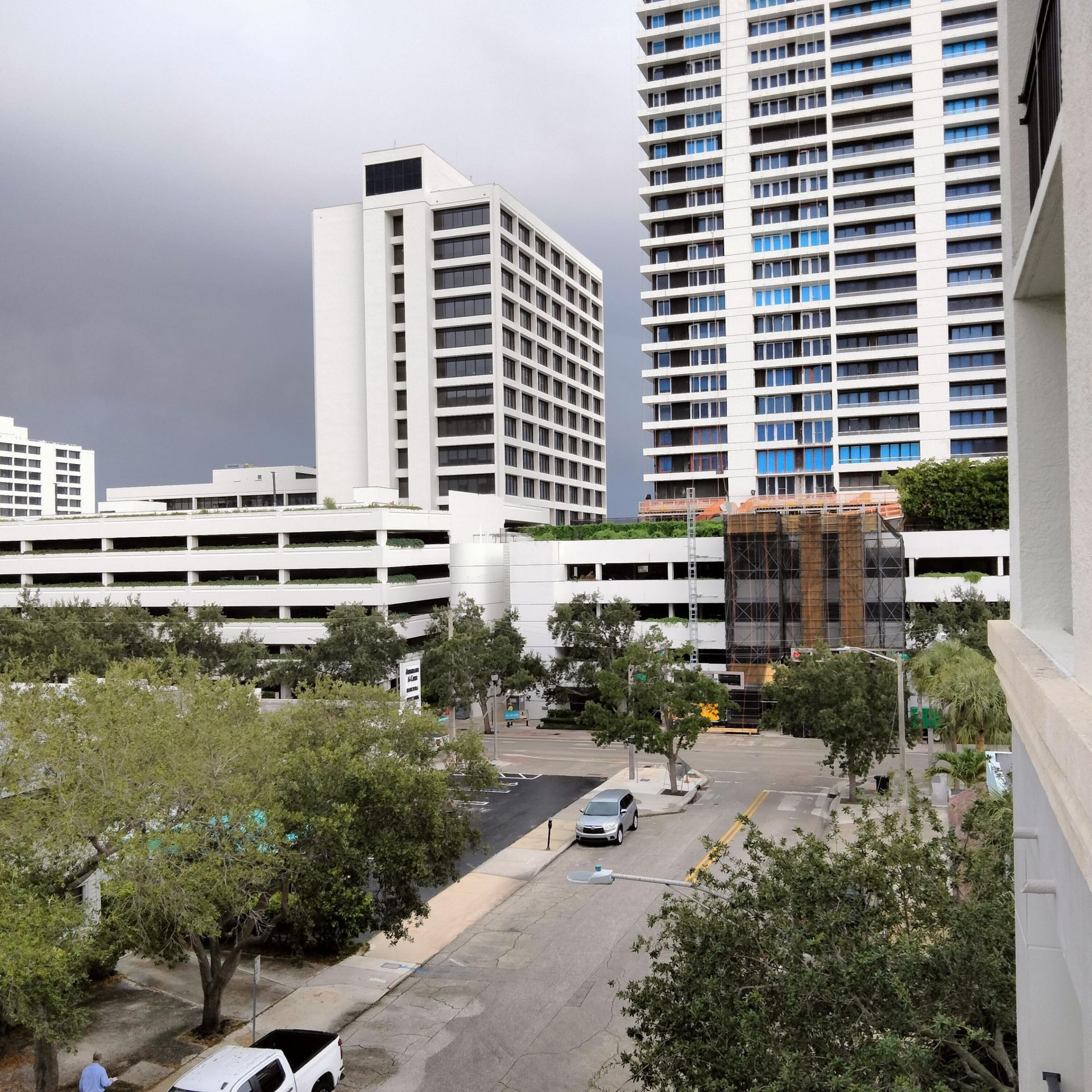 600 S Dixie Highway, Unit 403, West Palm Beach, FL 33401 Photo