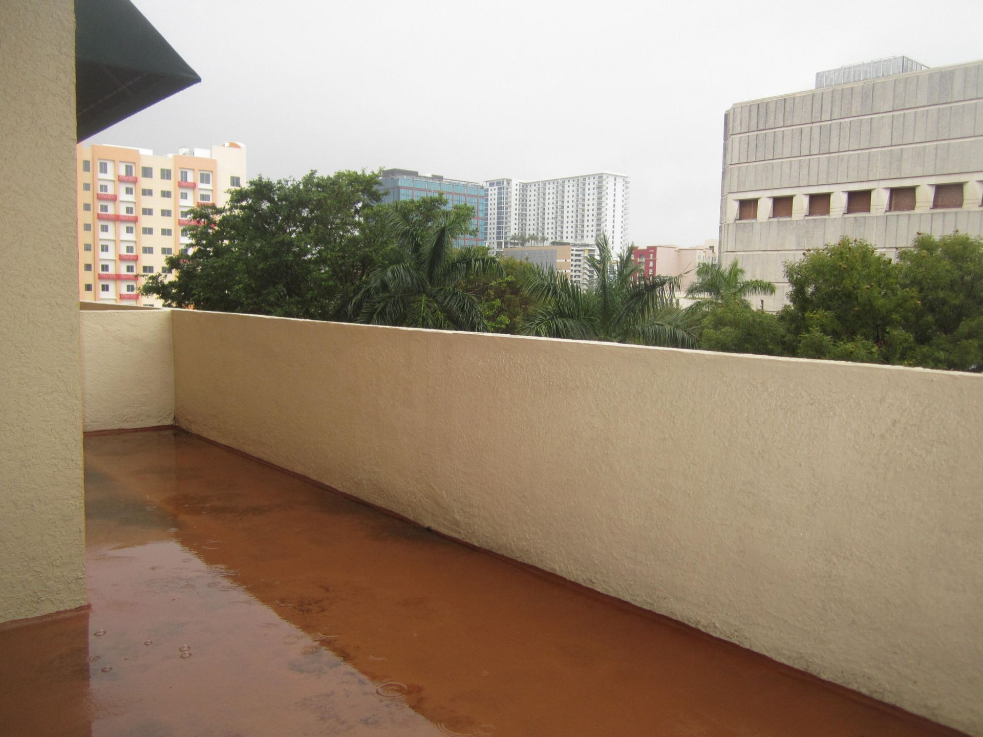 600 S Dixie Highway, Unit 403, West Palm Beach, FL 33401 Photo