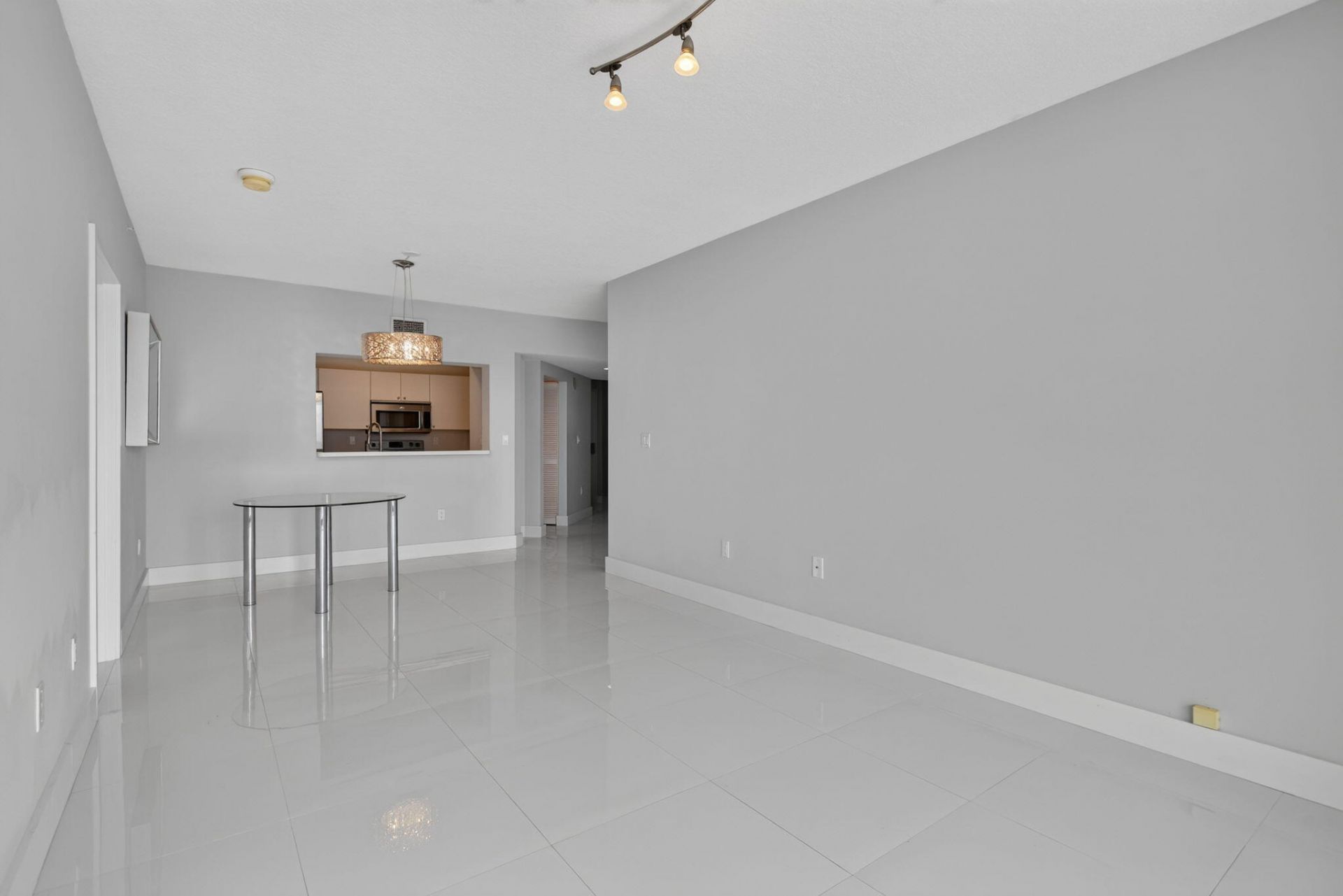 3020 NE 32nd Avenue, Unit 620, Fort Lauderdale, FL 33308 Photo