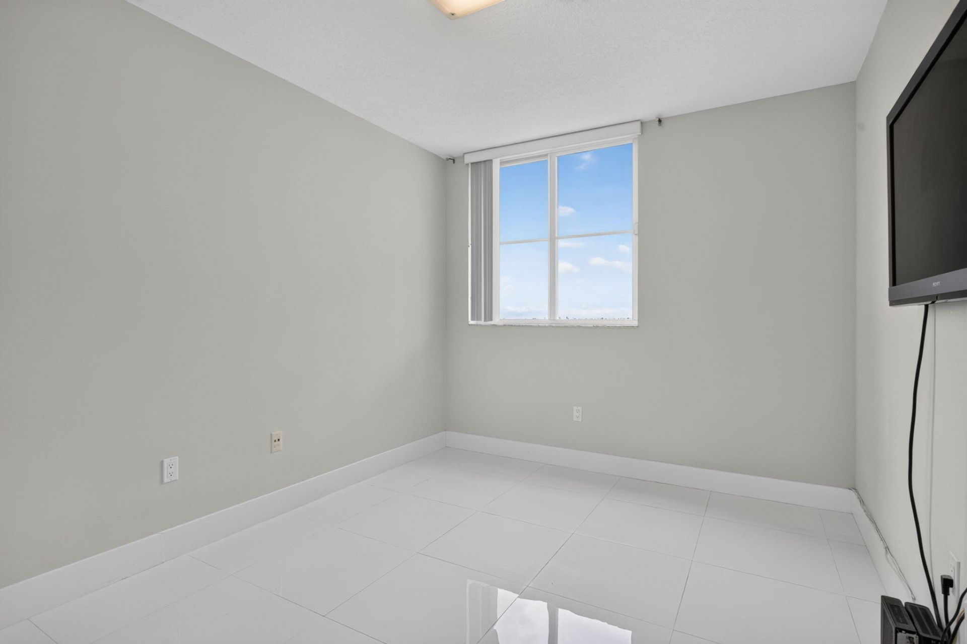 3020 NE 32nd Avenue, Unit 620, Fort Lauderdale, FL 33308 Photo