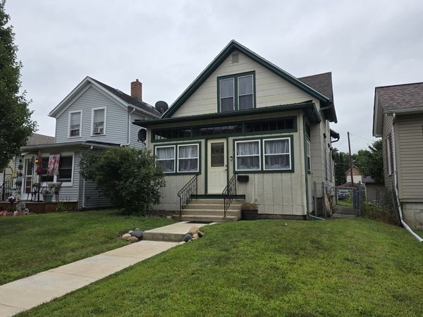 813 Pine Street , Ottawa, IL 61350