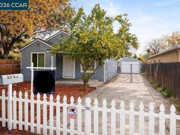 3743 23rd Ave , Sacramento, CA 95820
