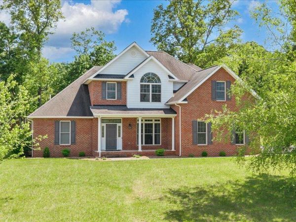 231 Freedom LN , Wirtz, VA 24184