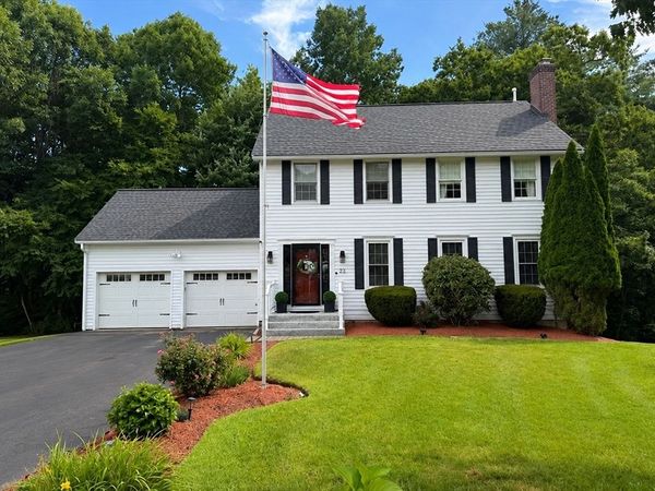22 Briarwood Drive, Westford, MA 01886