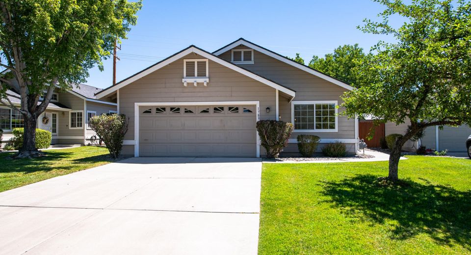 1789 Linden Court, Minden, NV 89423 Photo