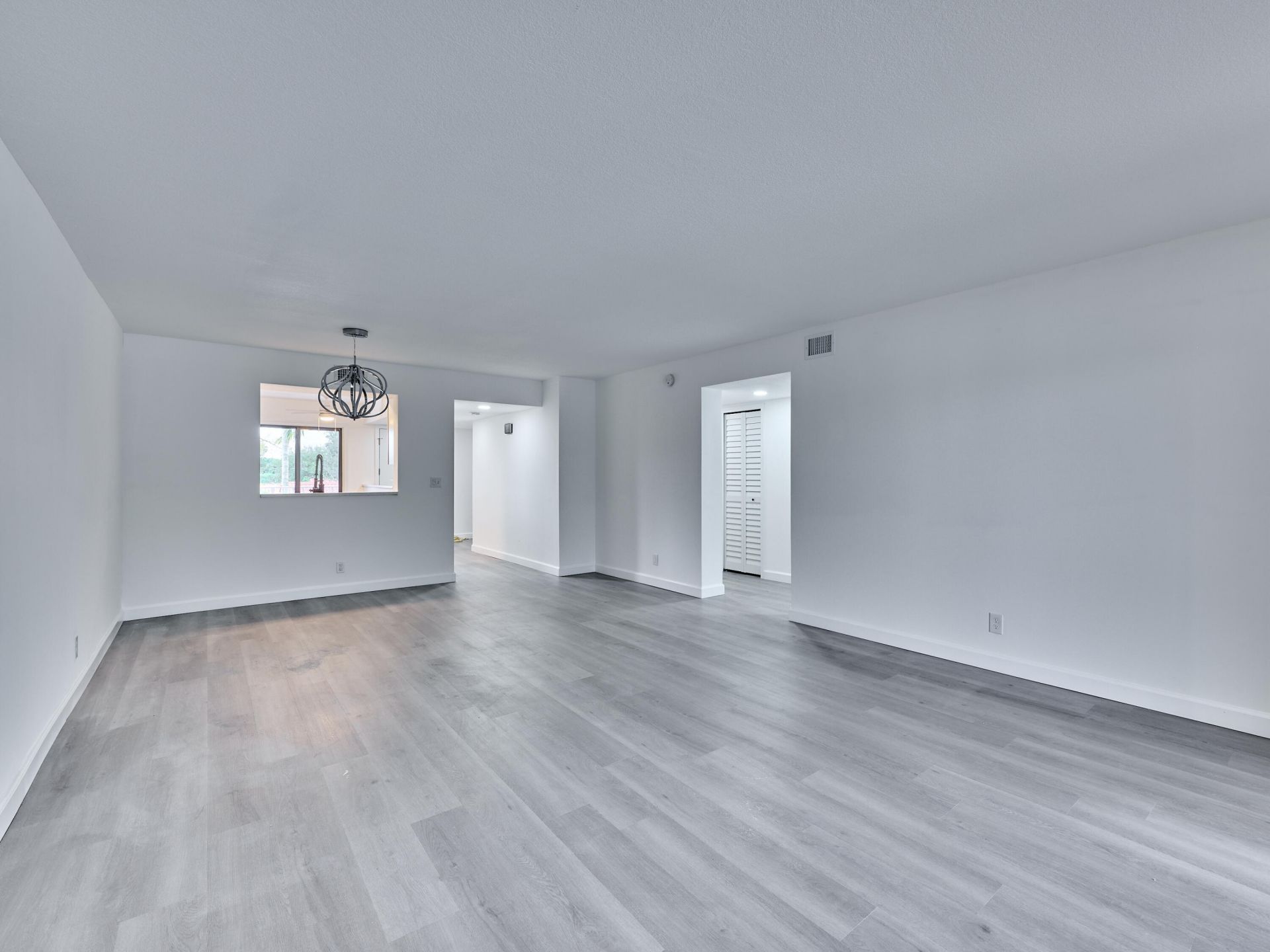 6193 Pointe Regal Circle, Unit 306, Delray Beach, FL 33484 Photo