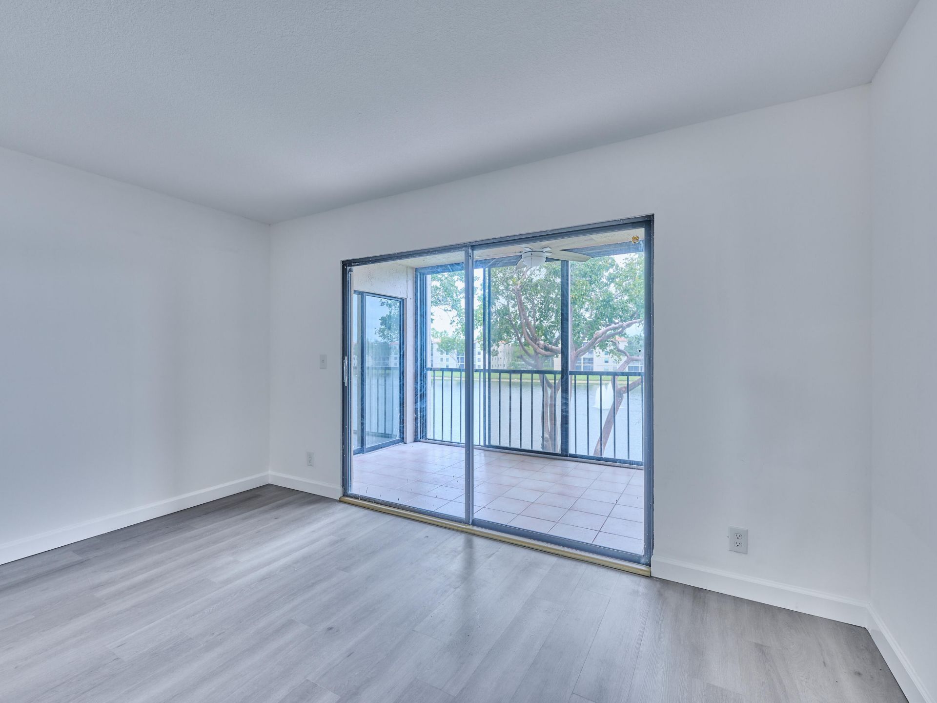 6193 Pointe Regal Circle, Unit 306, Delray Beach, FL 33484 Photo
