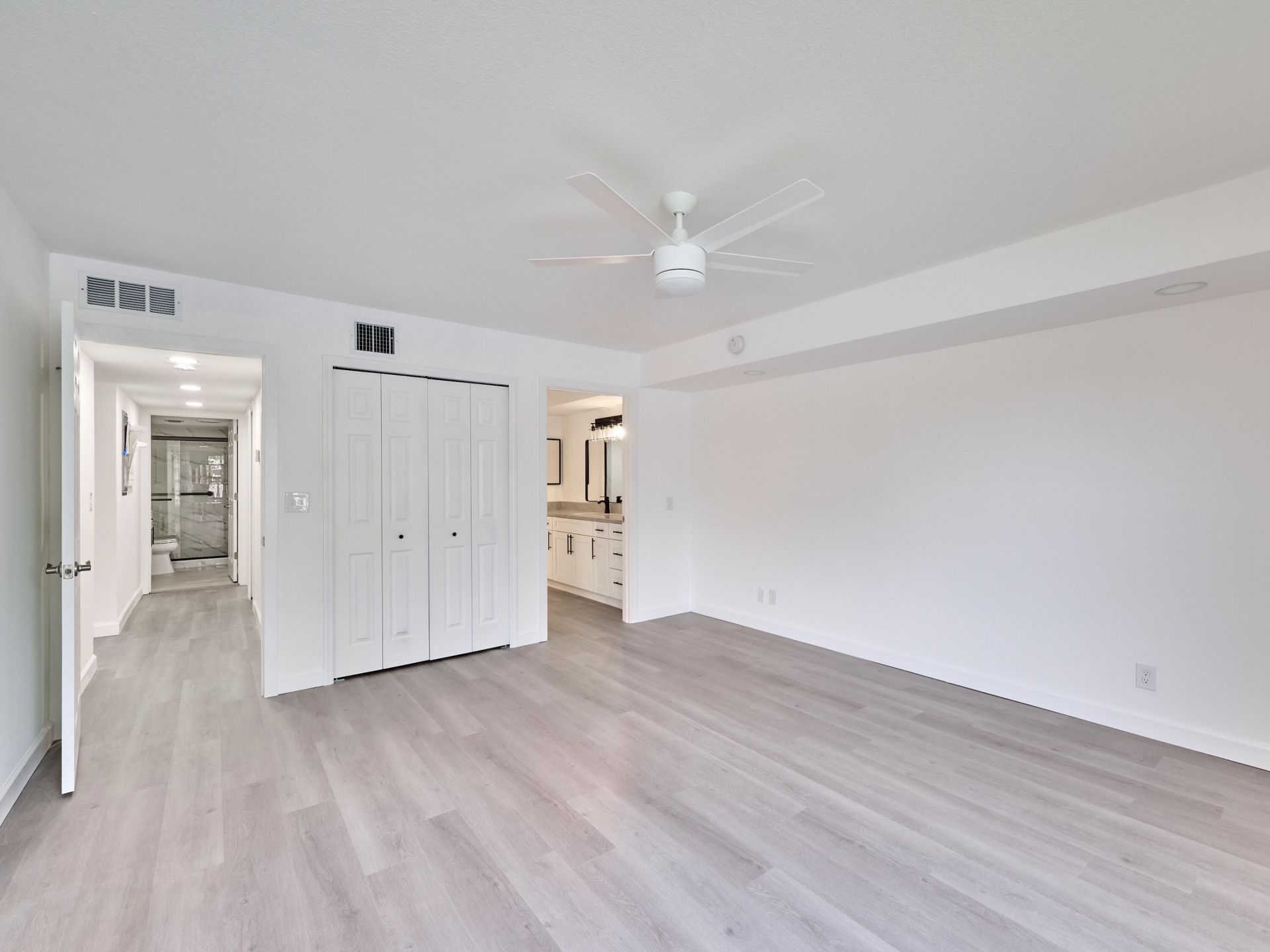 6193 Pointe Regal Circle, Unit 306, Delray Beach, FL 33484 Photo