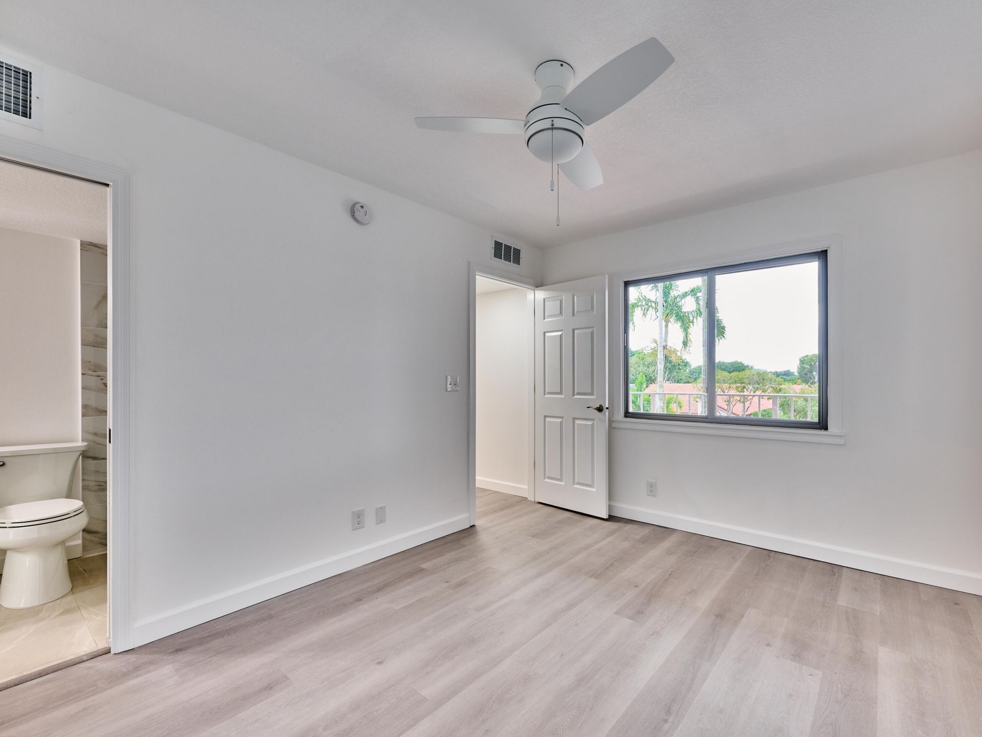 6193 Pointe Regal Circle, Unit 306, Delray Beach, FL 33484 Photo