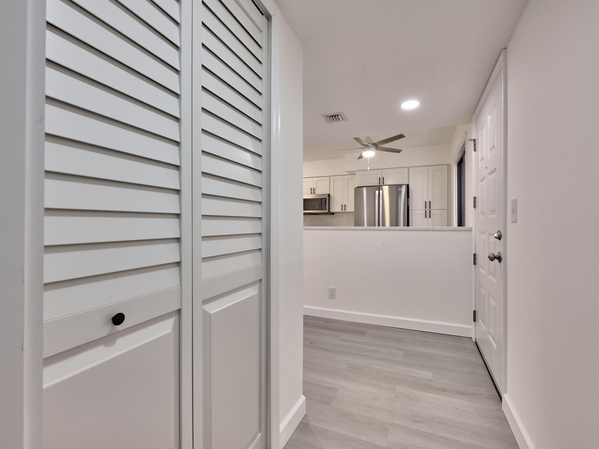 6193 Pointe Regal Circle, Unit 306, Delray Beach, FL 33484 Photo