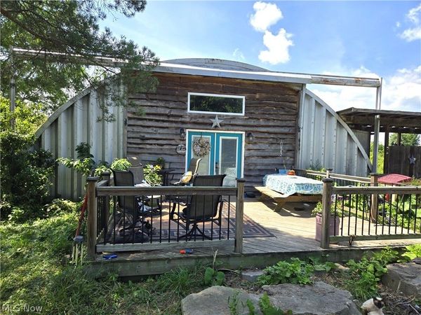 8725 State Route 7 , Williamsfield, OH 44093