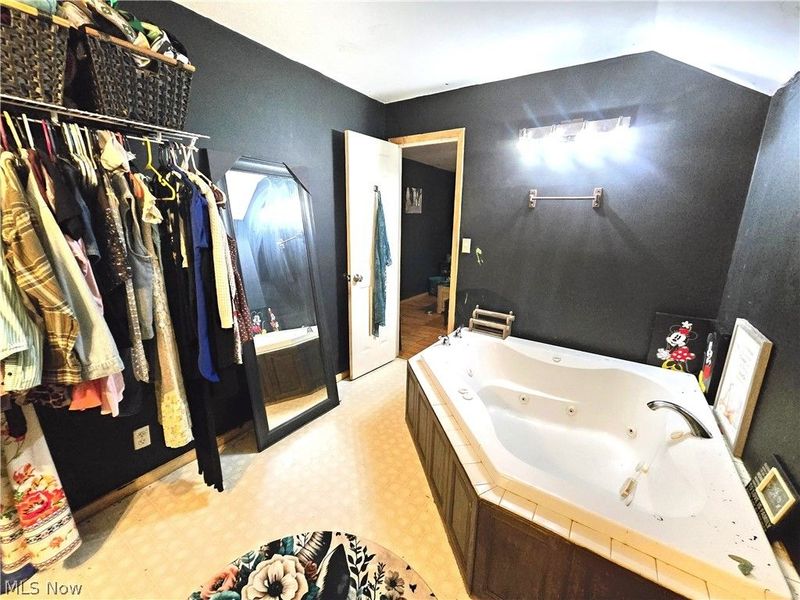 8725 State Route 7, Williamsfield, OH 44093 Photo 15