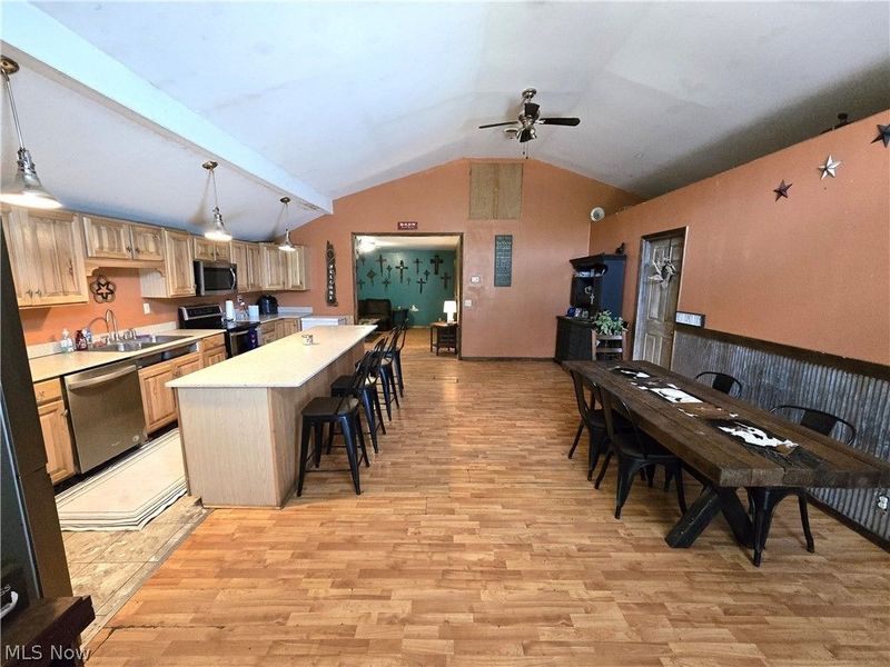 8725 State Route 7, Williamsfield, OH 44093 Photo 6