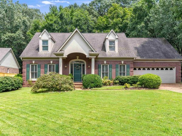 756 CRESTOVER DR, Collierville, TN 38017