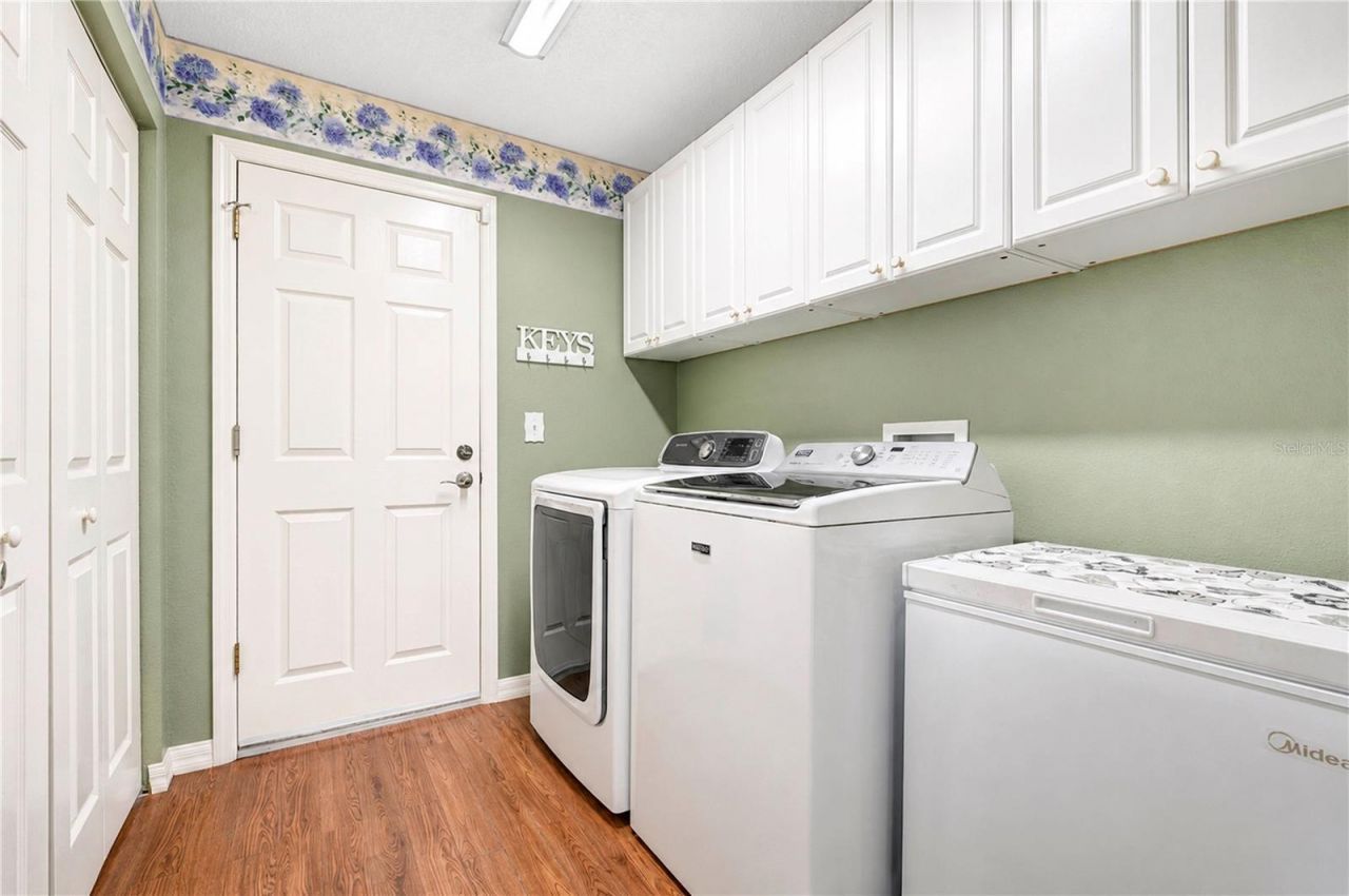 842 Old Oaks Lane, Leesburg, FL 34748 Photo