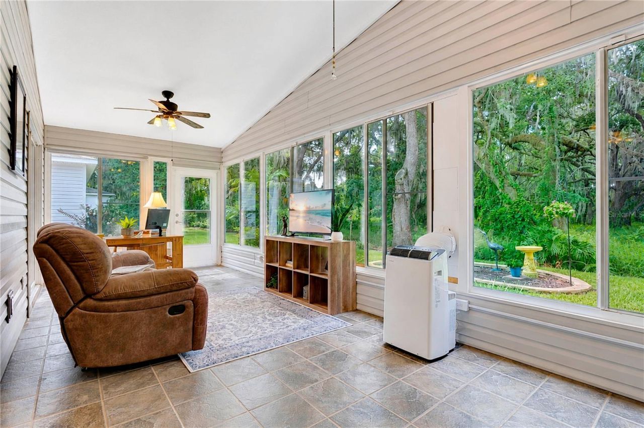 842 Old Oaks Lane, Leesburg, FL 34748 Photo