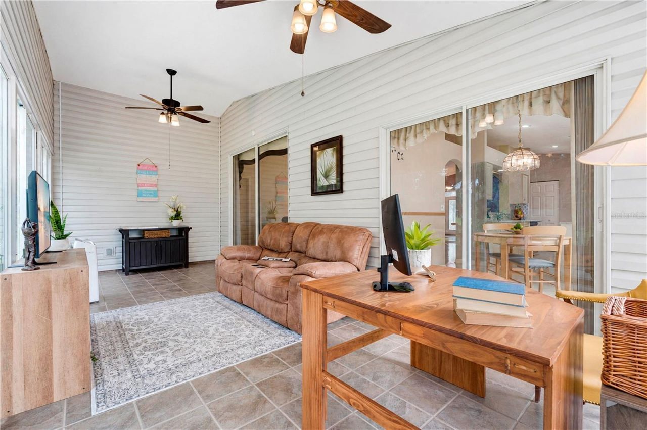 842 Old Oaks Lane, Leesburg, FL 34748 Photo