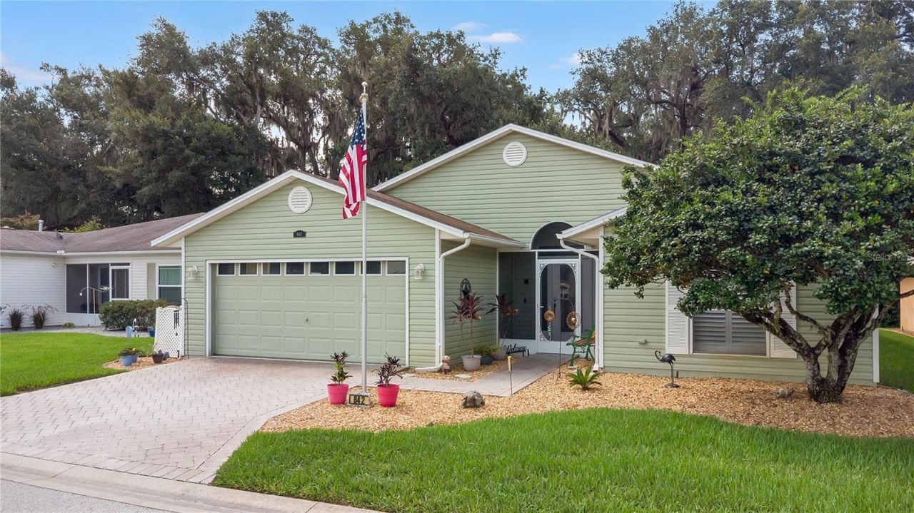 842 Old Oaks Lane, Leesburg, FL 34748 Photo