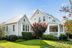741 Winthrop Street photo 4
