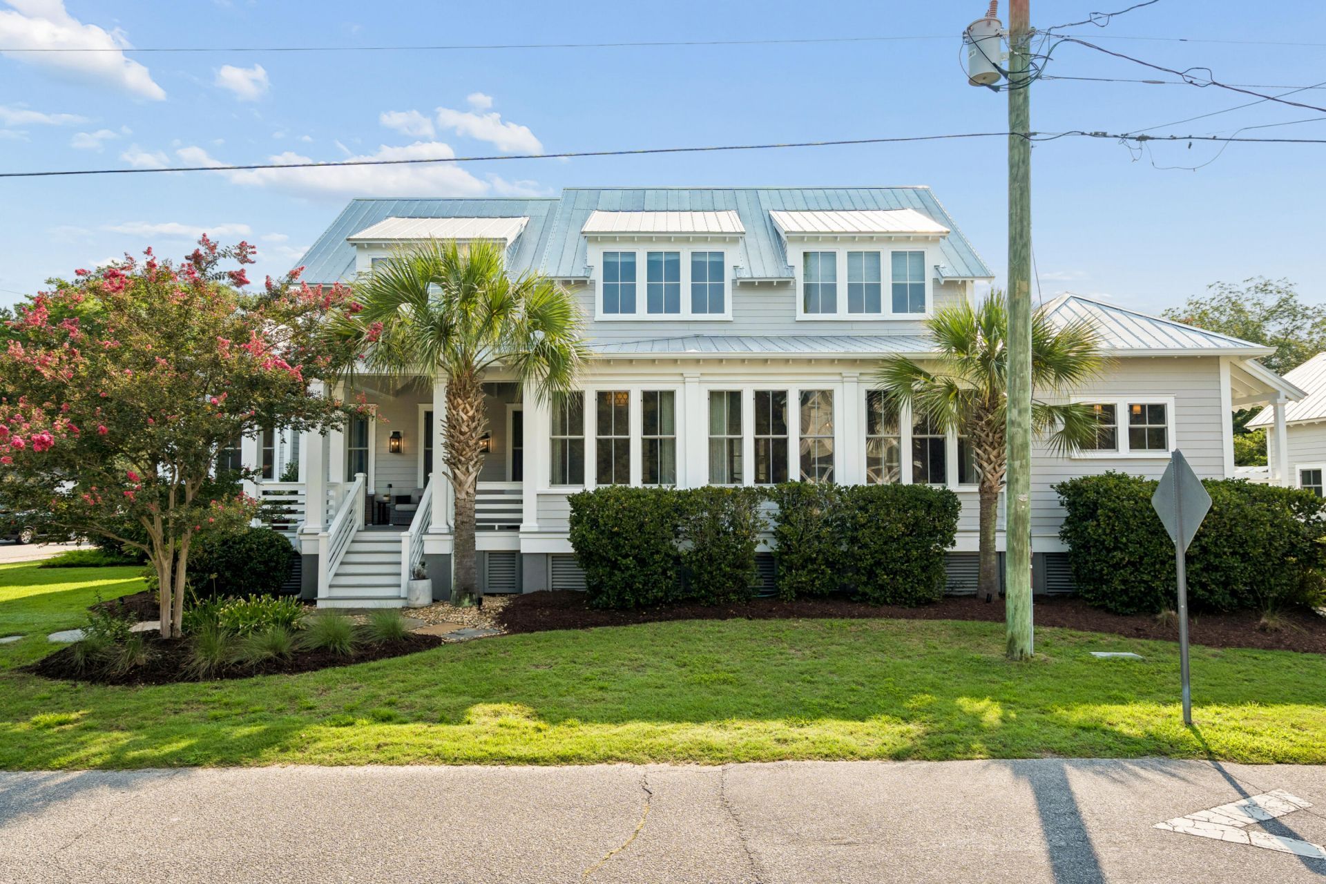 741 Winthrop Street Photo 88