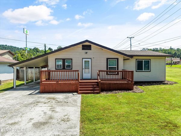 502 Wallace Ave, Rocky Top, TN 37769