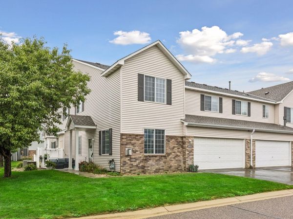 1853 Pintail Avenue , Shakopee, MN 55379