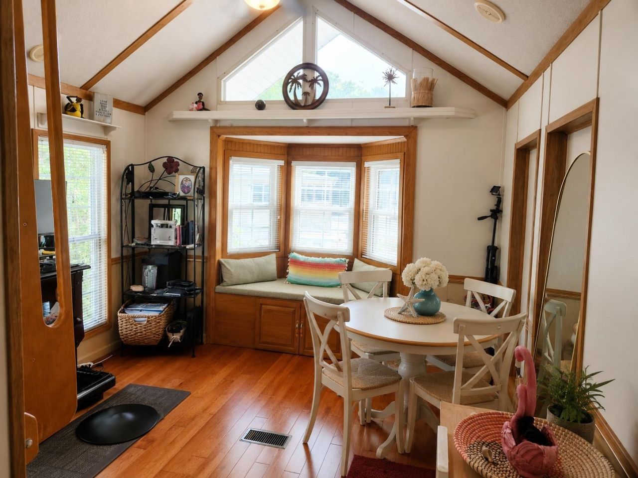 5400 Little River Neck Rd. Photo 11