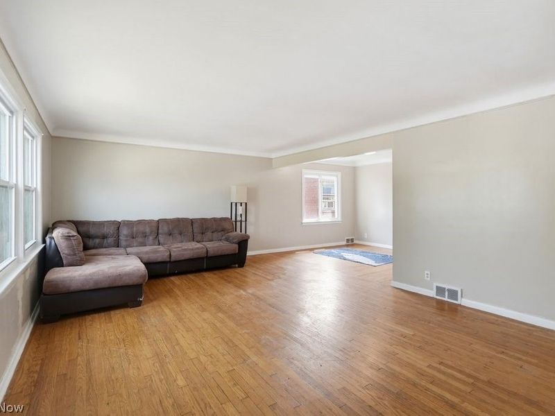 2384 Warrensville Center Road, University Heights, OH 44118 Photo 30