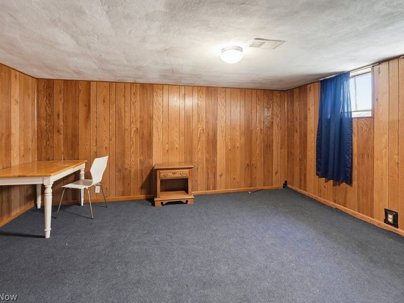2384 Warrensville Center Road, University Heights, OH 44118 Photo 40