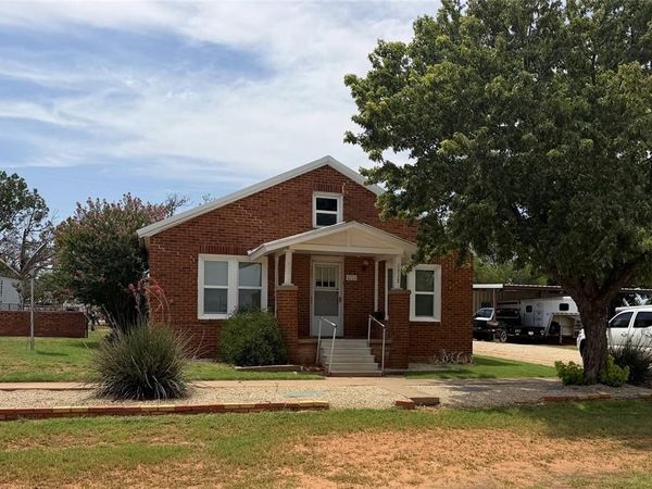 1212 8th Street, Paducah, TX 79252