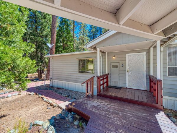 17 Kato Trail, Graeagle, CA 96103