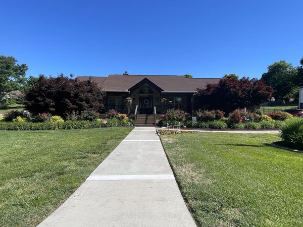 905 Columbine Lea , Sevierville, TN 37862