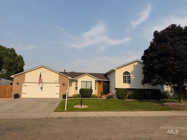 376 S Lodestone, Meridian, ID 83642