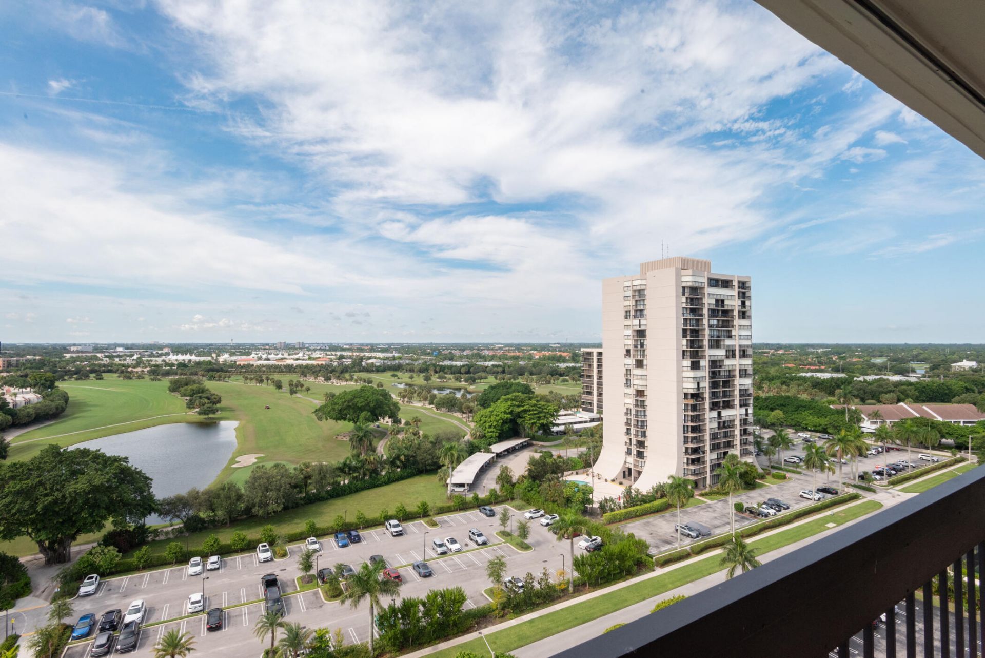 2400 Presidential Way, Unit 1505, West Palm Beach, FL 33401 Photo