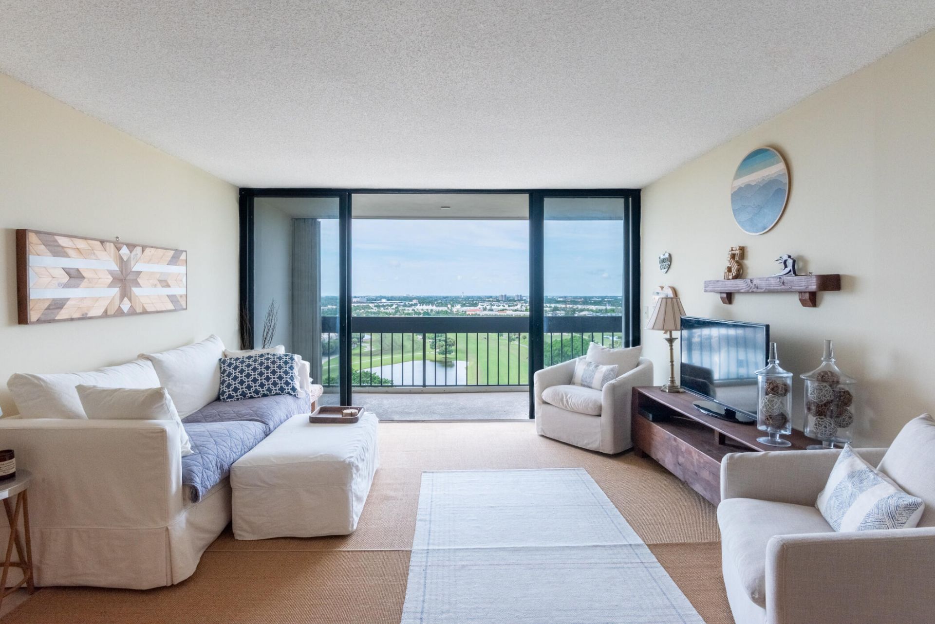 2400 Presidential Way, Unit 1505, West Palm Beach, FL 33401 Photo