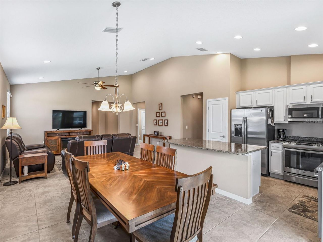 5647 NW 37th Lane Rd , Ocala, FL 34482 Photo