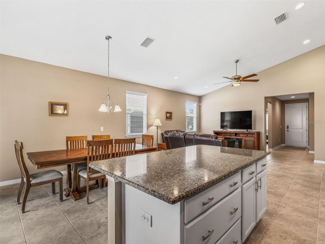 5647 NW 37th Lane Rd , Ocala, FL 34482 Photo