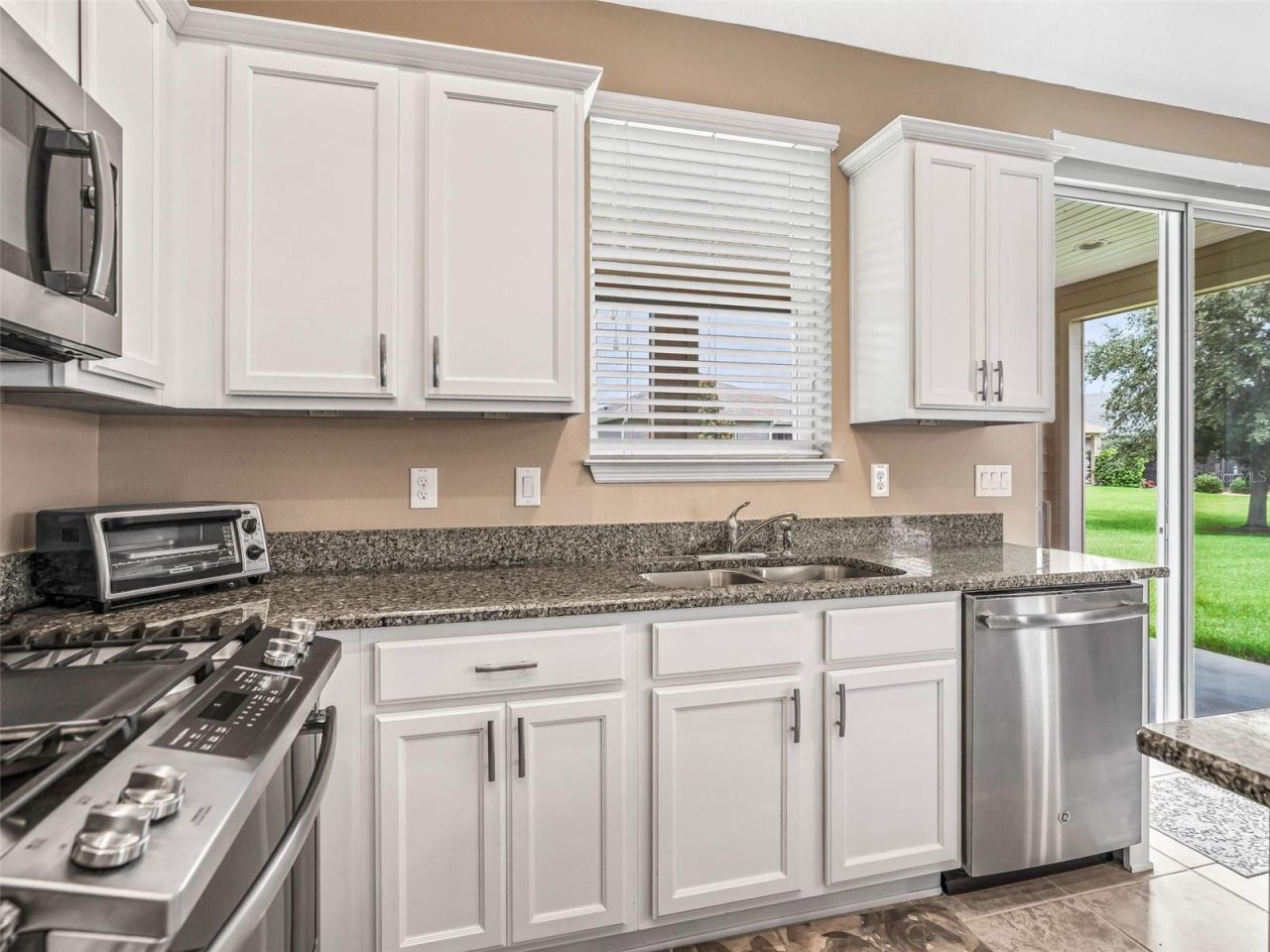 5647 NW 37th Lane Rd , Ocala, FL 34482 Photo