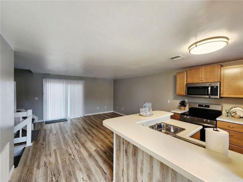 2145 Chapel Drive, Fairborn, OH 45324 Photo 3