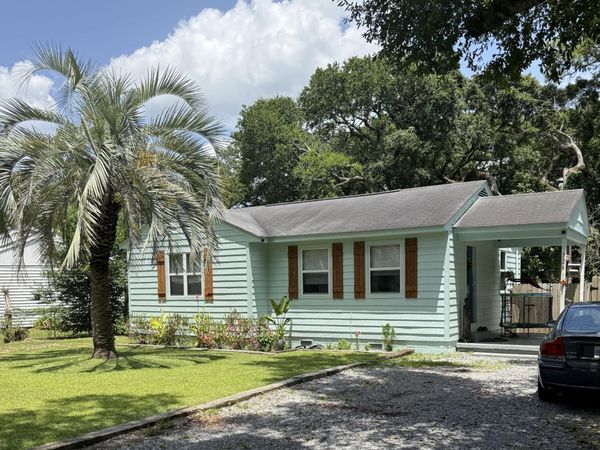 324 West Drive, Biloxi, MS 39531